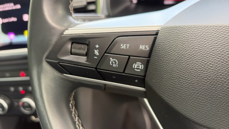 SEAT Ateca 1.5 TSI EVO SE Technology 5dr Petrol Estate - Image 17