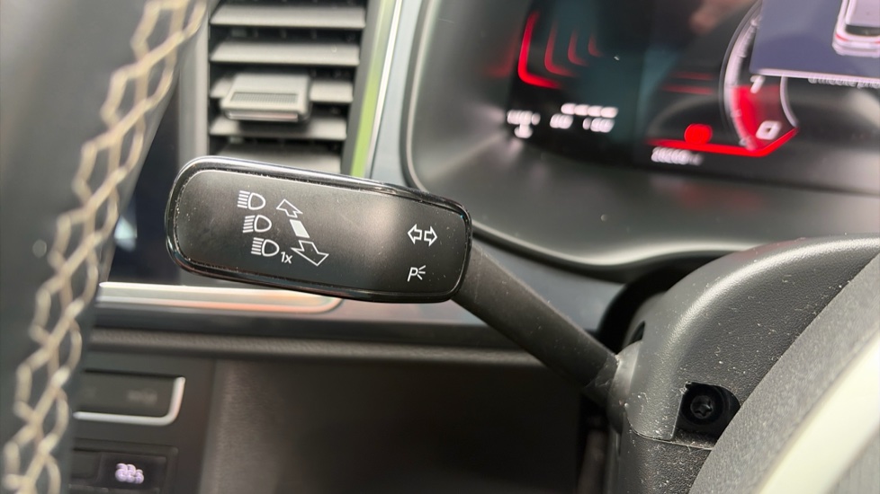 SEAT Ateca 1.5 TSI EVO SE Technology 5dr Petrol Estate - Image 31
