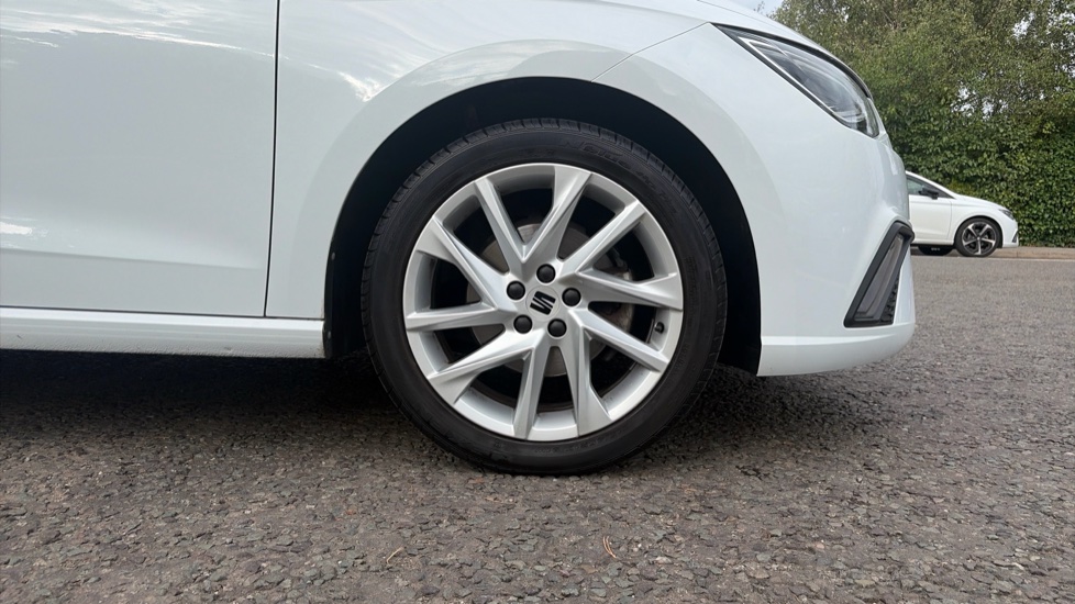 SEAT Ibiza 1.0 TSI 110 FR 5dr Petrol Hatchback - Image 5