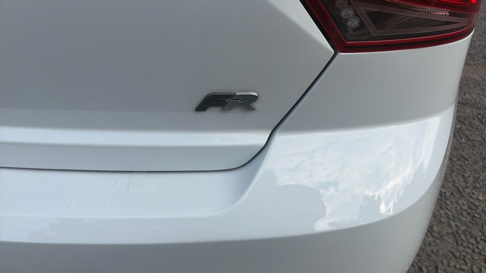 SEAT Ibiza 1.0 TSI 110 FR 5dr Petrol Hatchback - Image 36