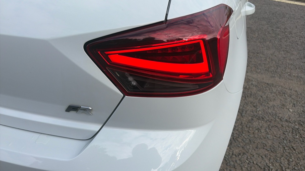 SEAT Ibiza 1.0 TSI 110 FR 5dr Petrol Hatchback - Image 37