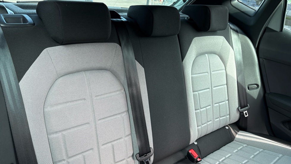 SEAT Ibiza 1.0 TSI 115 FR First Edition 5dr DSG Petrol Hatchback - Image 16