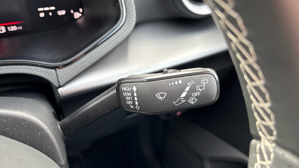SEAT Ibiza 1.0 TSI 115 FR First Edition 5dr DSG Petrol Hatchback - Image 27