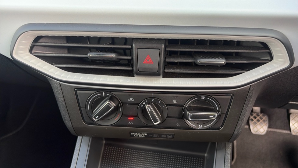 SEAT Ibiza 1.0 TSI 95 SE Technology 5dr Petrol Hatchback - Image 27
