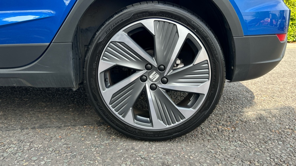SEAT Arona 1.5 TSI 150 FR Sport 5dr DSG Petrol Hatchback - Image 28