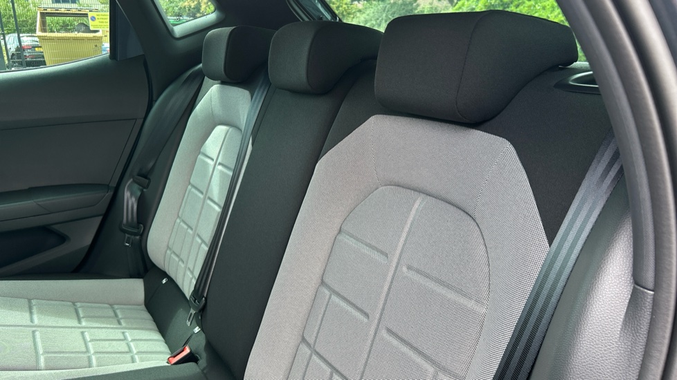 SEAT Ibiza 1.0 TSI 115 FR Sport 5dr DSG Petrol Hatchback - Image 16