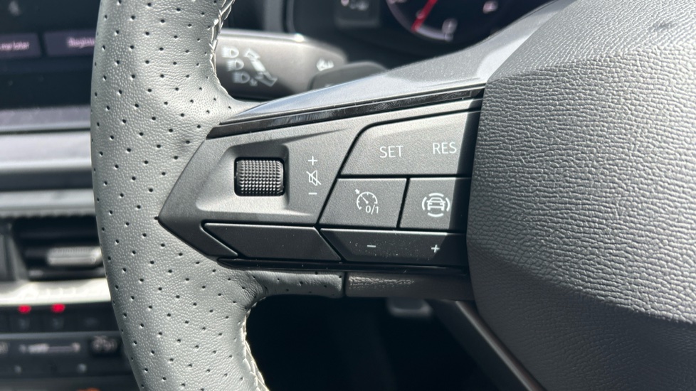 SEAT Ibiza 1.0 TSI 115 FR Sport 5dr DSG Petrol Hatchback - Image 17