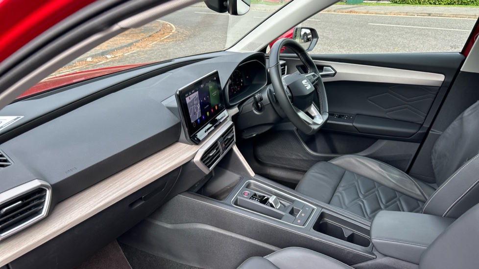 SEAT Leon 2.0 TSI EVO Xcellence Lux 5dr DSG Petrol Hatchback - Image 2