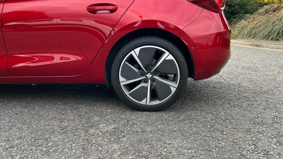 SEAT Leon 2.0 TSI EVO Xcellence Lux 5dr DSG Petrol Hatchback - Image 23
