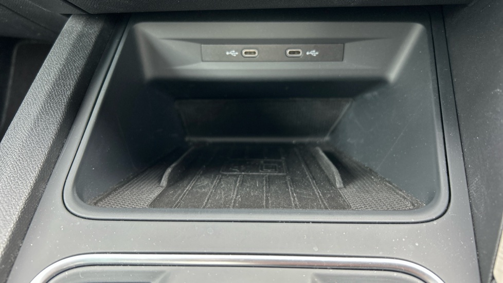 SEAT Leon 2.0 TSI EVO Xcellence Lux 5dr DSG Petrol Hatchback - Image 34