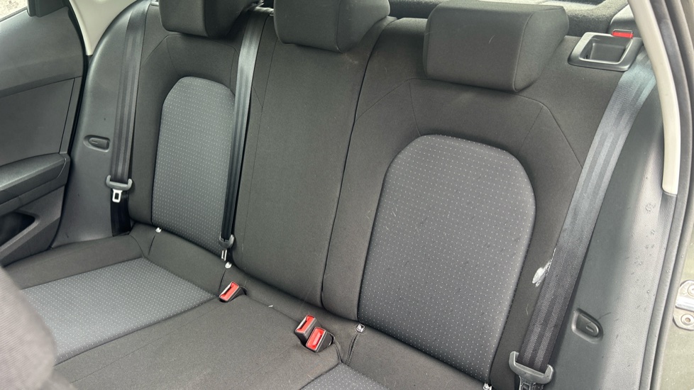 SEAT Arona 1.0 TSI SE Technology 5dr Petrol Hatchback - Image 16