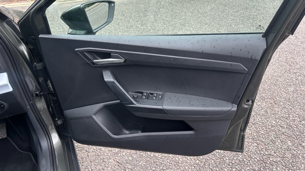 SEAT Arona 1.0 TSI SE Technology 5dr Petrol Hatchback - Image 19