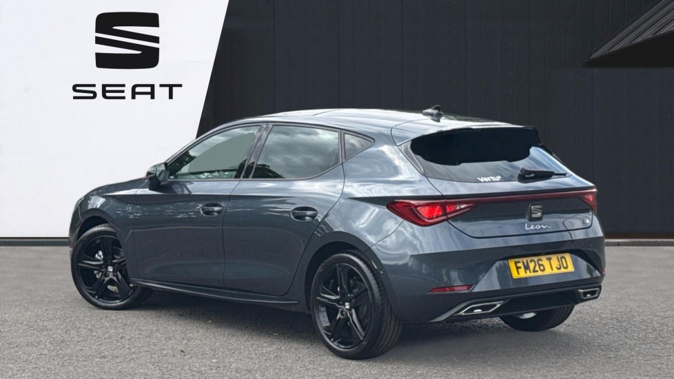 SEAT Leon 1.5 eTSI 150 FR Black Edition 5dr DSG [DAP] Petrol Hatchback - Image 3