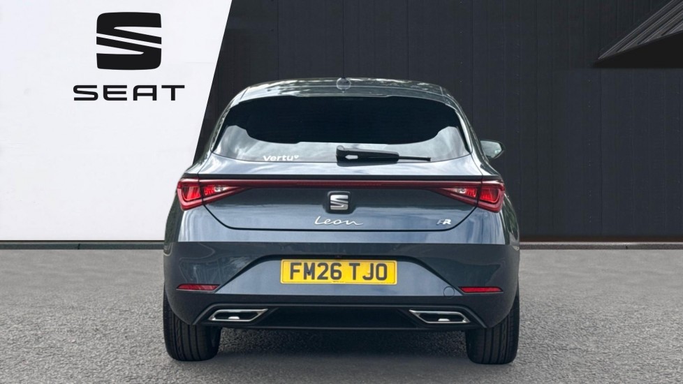 SEAT Leon 1.5 eTSI 150 FR Black Edition 5dr DSG [DAP] Petrol Hatchback - Image 8