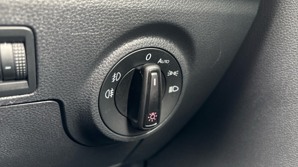 SEAT Ibiza 1.0 MPI SE 5dr Petrol Hatchback - Image 23