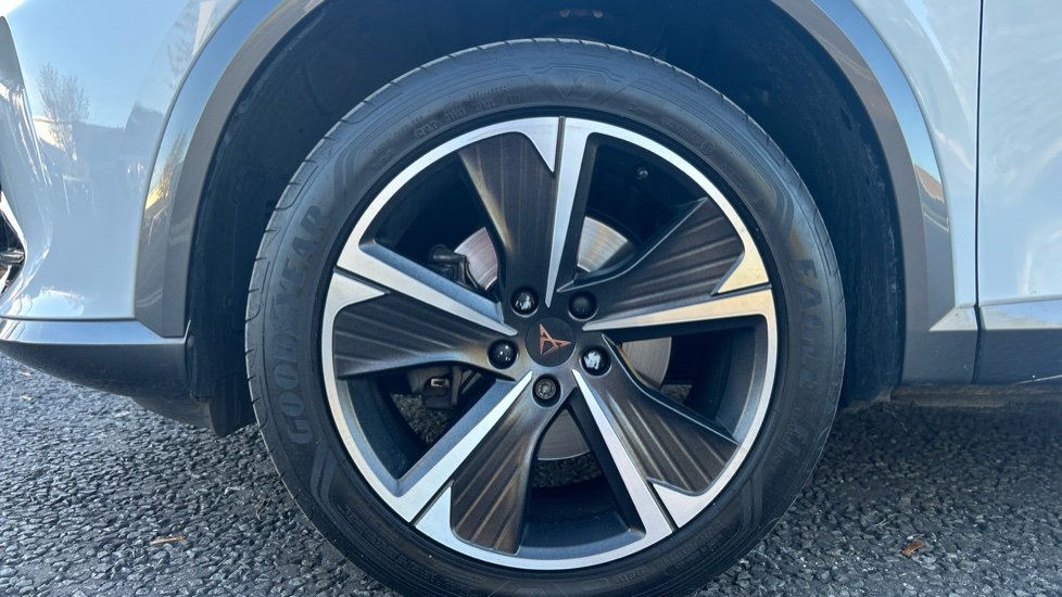 CUPRA Formentor 1.5 TSI 150 V1 5dr DSG Petrol Estate - Image 5