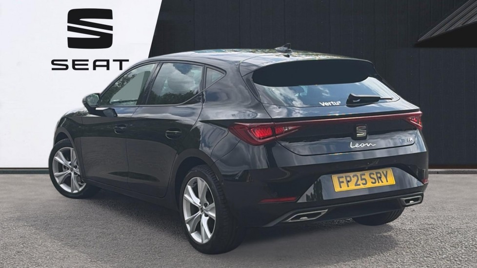 SEAT Leon 1.5 eTSI 150 FR 5dr DSG [DAP] Petrol Hatchback - Image 3