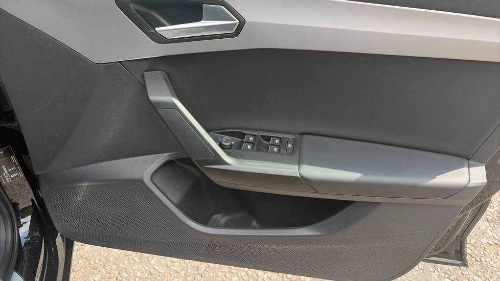 SEAT Leon 1.5 eTSI 150 FR 5dr DSG [DAP] Petrol Hatchback - Image 19