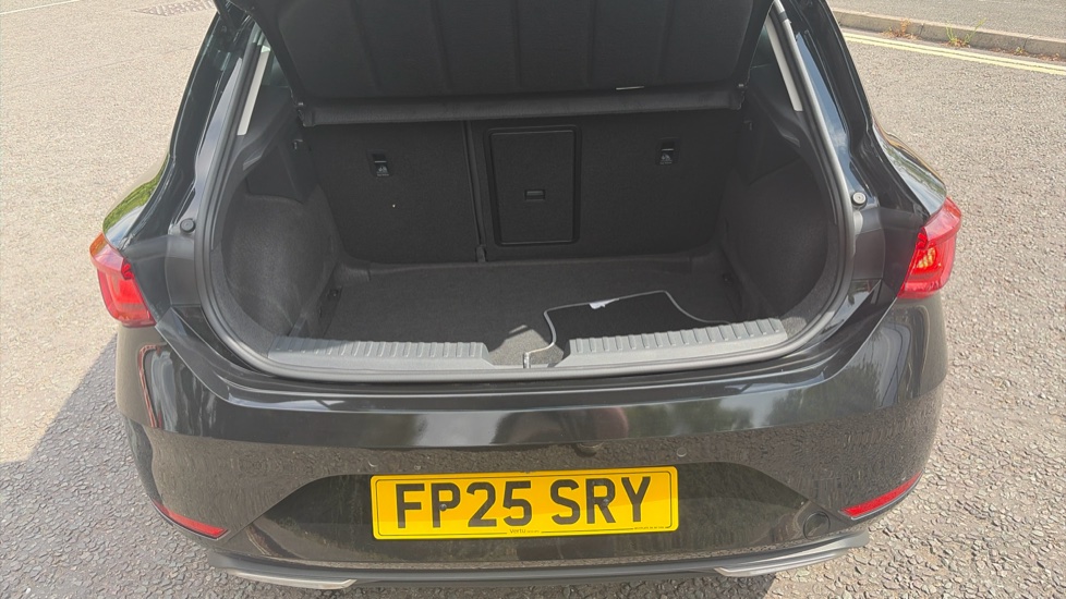 SEAT Leon 1.5 eTSI 150 FR 5dr DSG [DAP] Petrol Hatchback - Image 20