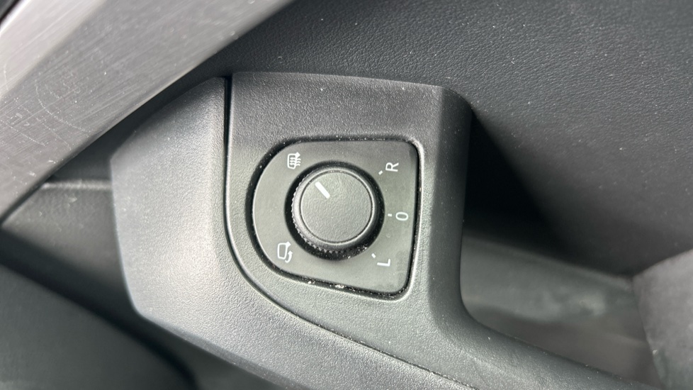 SEAT Ateca 1.5 TSI EVO FR 5dr DSG Petrol Estate - Image 29