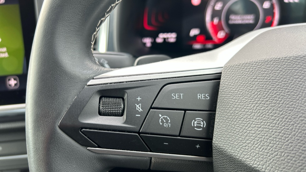 SEAT Ateca 1.5 TSI EVO SE Technology 5dr DSG Petrol Estate - Image 17