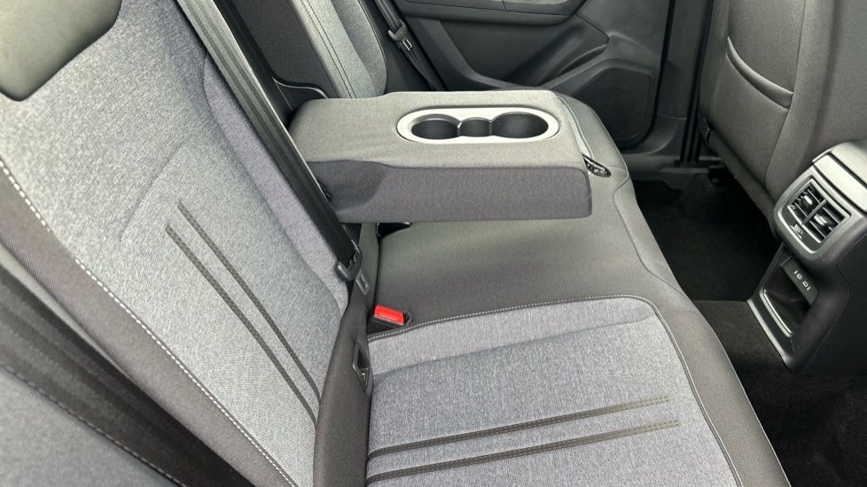 SEAT Ateca 1.5 TSI EVO SE Technology 5dr DSG Petrol Estate - Image 25