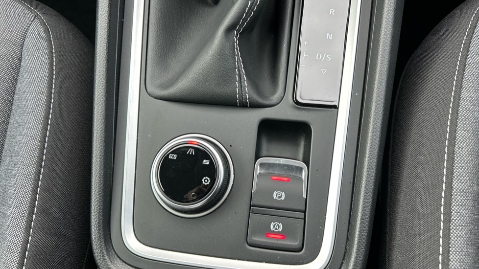 SEAT Ateca 1.5 TSI EVO SE Technology 5dr DSG Petrol Estate - Image 35