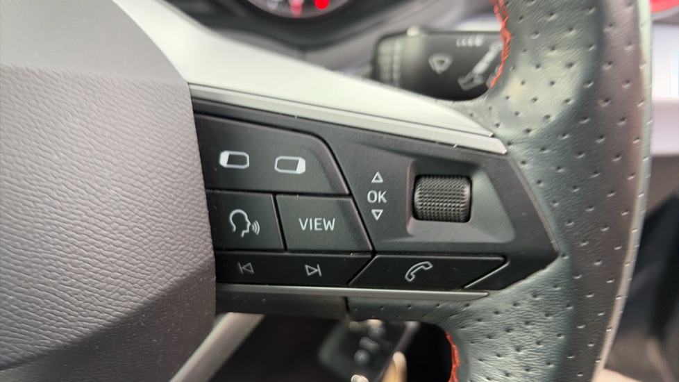 SEAT Arona 1.0 TSI 110 FR 5dr Petrol Hatchback - Image 18