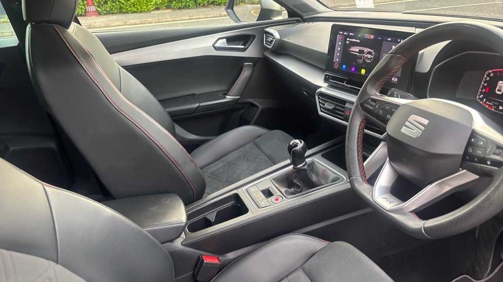 SEAT Leon 1.5 TSI EVO FR Sport 5dr Petrol Hatchback - Image 15