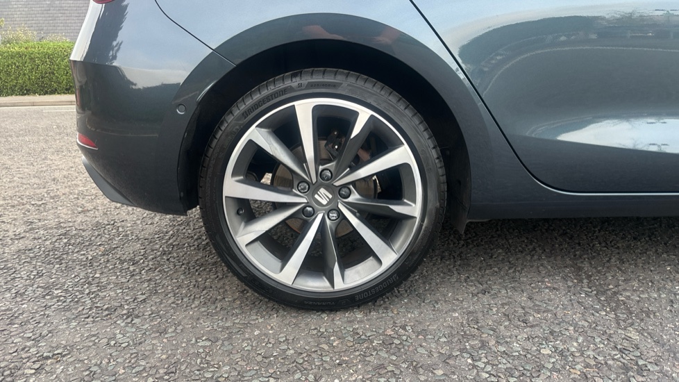 SEAT Leon 1.5 TSI EVO FR Sport 5dr Petrol Hatchback - Image 21