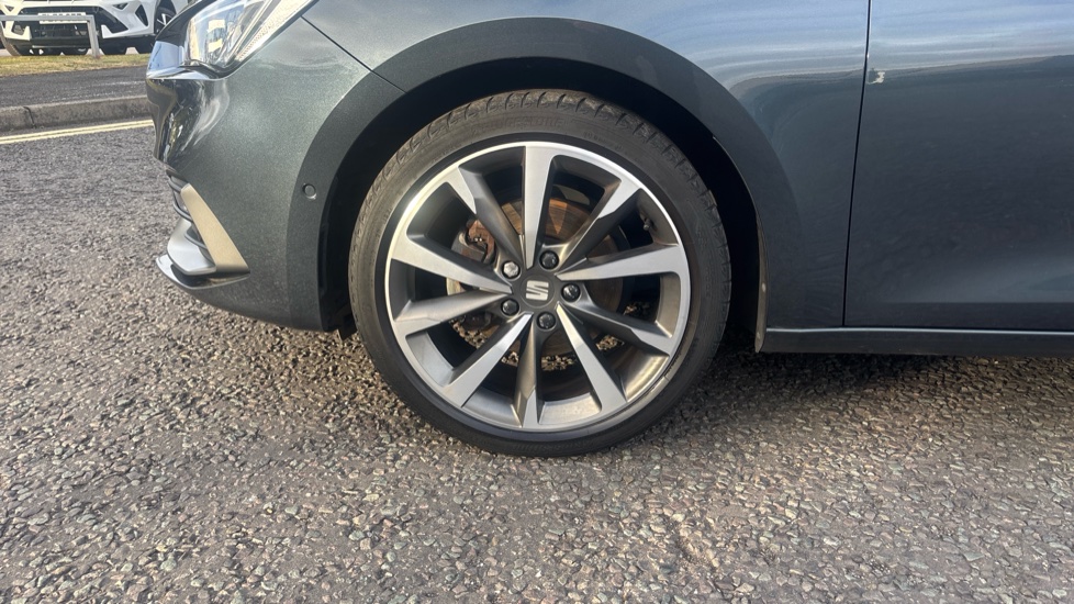 SEAT Leon 1.5 TSI EVO FR Sport 5dr Petrol Hatchback - Image 26
