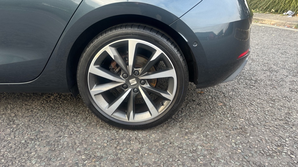 SEAT Leon 1.5 TSI EVO FR Sport 5dr Petrol Hatchback - Image 27