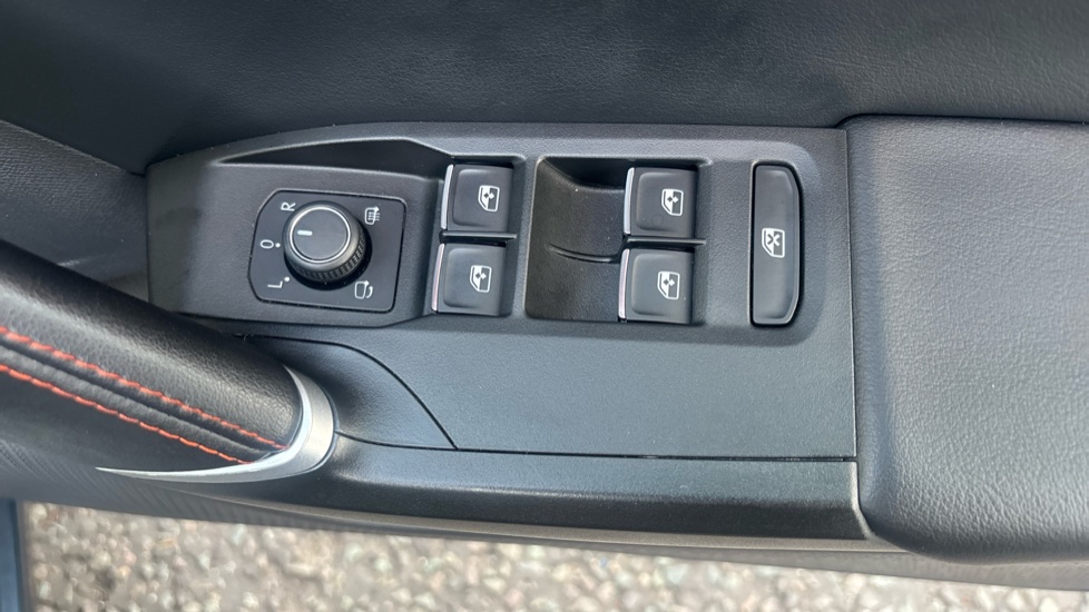 SEAT Leon 1.5 TSI EVO FR Sport 5dr Petrol Hatchback - Image 31