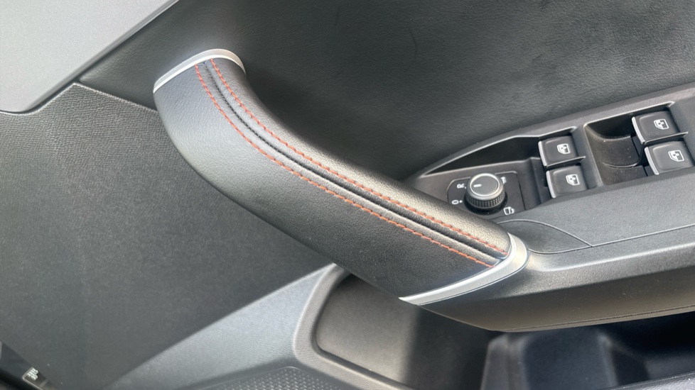 SEAT Leon 1.5 TSI EVO FR Sport 5dr Petrol Hatchback - Image 32