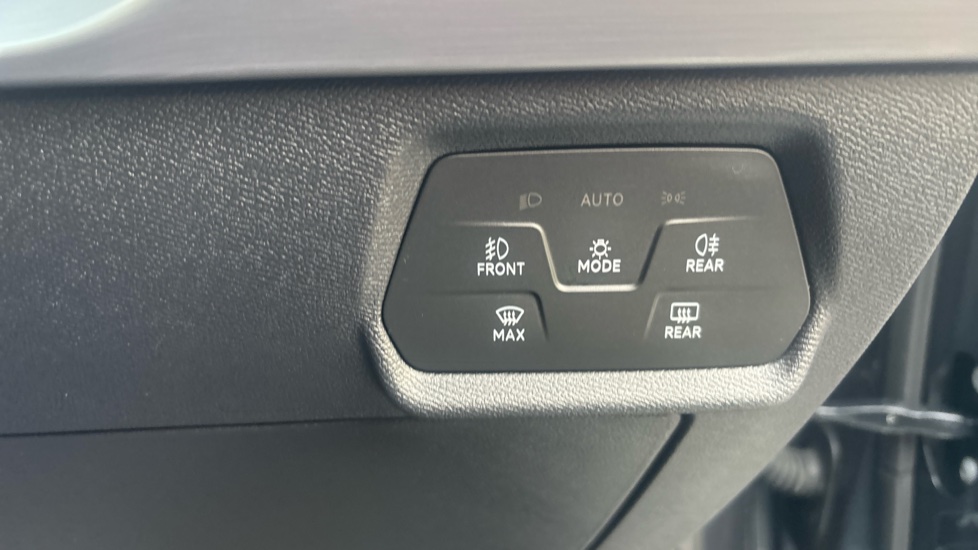 SEAT Leon 1.5 TSI EVO FR Sport 5dr Petrol Hatchback - Image 34