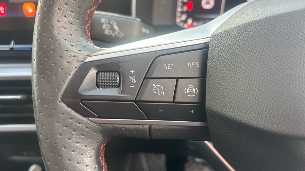 SEAT Leon 1.5 TSI EVO FR Sport 5dr Petrol Hatchback - Image 38