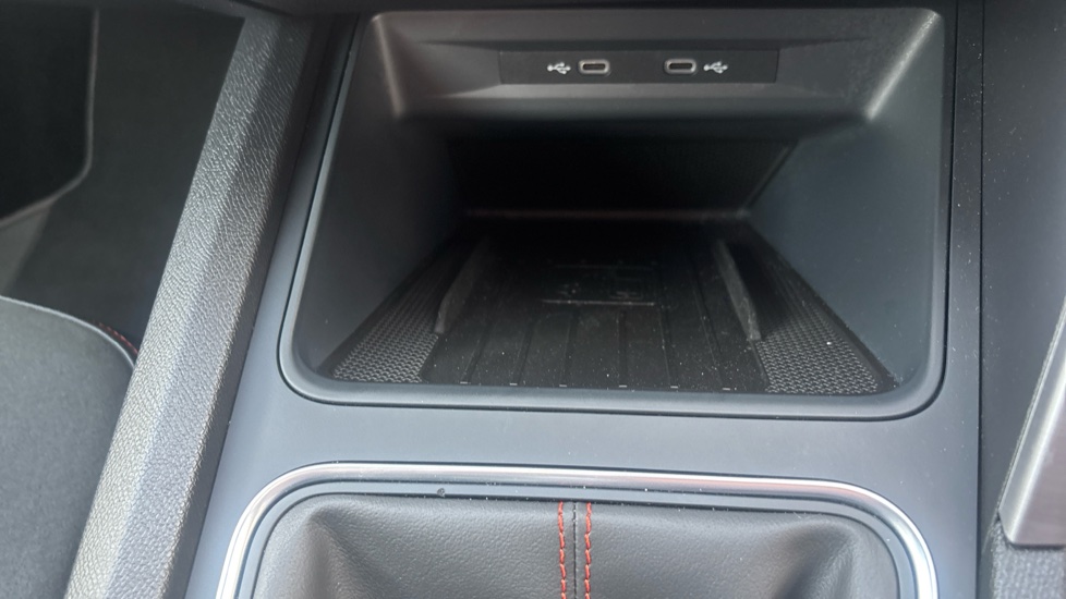 SEAT Leon 1.5 TSI EVO FR Sport 5dr Petrol Hatchback - Image 44