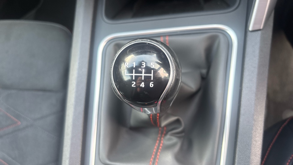 SEAT Leon 1.5 TSI EVO FR Sport 5dr Petrol Hatchback - Image 45