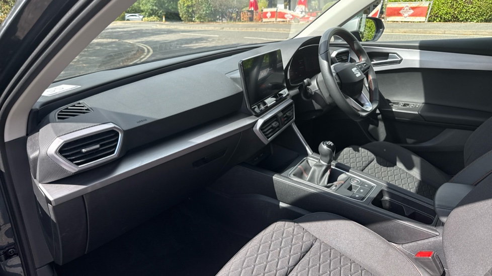 SEAT Leon 1.5 TSI EVO FR 5dr Petrol Hatchback - Image 2