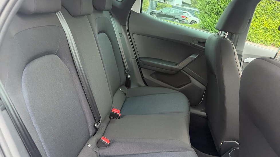 SEAT Ibiza 1.0 TSI 110 FR 5dr Petrol Hatchback - Image 16