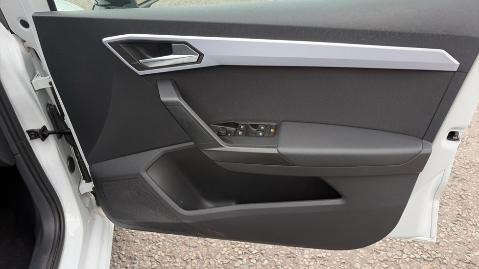 SEAT Ibiza 1.0 TSI 110 FR 5dr Petrol Hatchback - Image 19