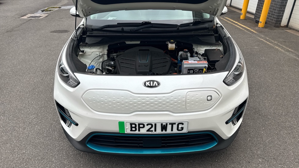 Kia E-Niro 100kW 2 39kWh 5dr Auto Electric Estate - Image 8