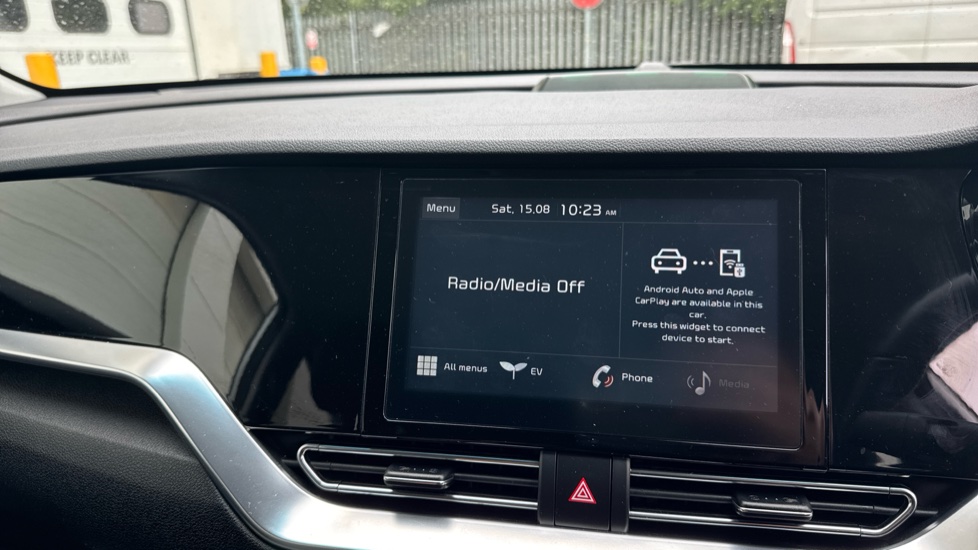 Kia E-Niro 100kW 2 39kWh 5dr Auto Electric Estate - Image 27