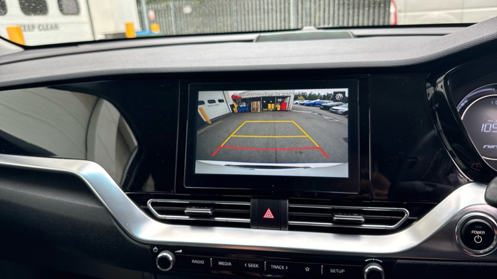 Kia E-Niro 100kW 2 39kWh 5dr Auto Electric Estate - Image 30