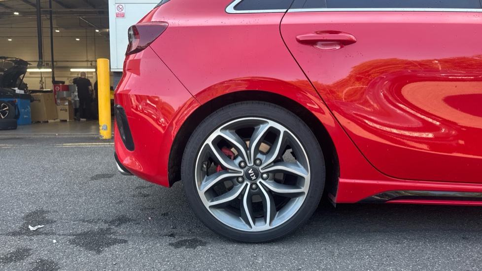 Kia Ceed 1.6T GDi ISG GT 5dr Petrol Hatchback - Image 7
