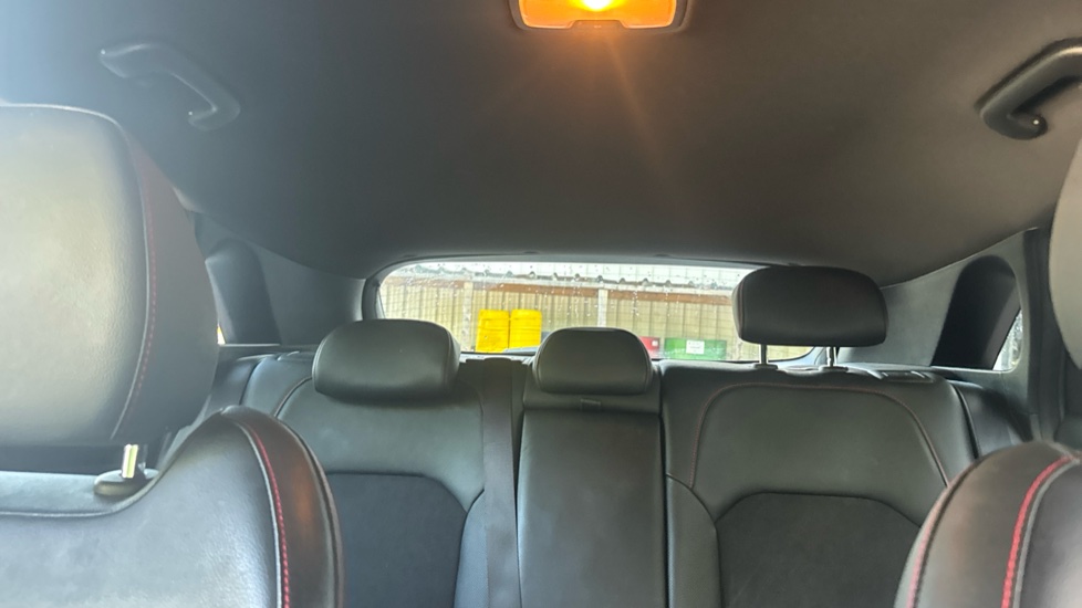 Kia Ceed 1.6T GDi ISG GT 5dr Petrol Hatchback - Image 15