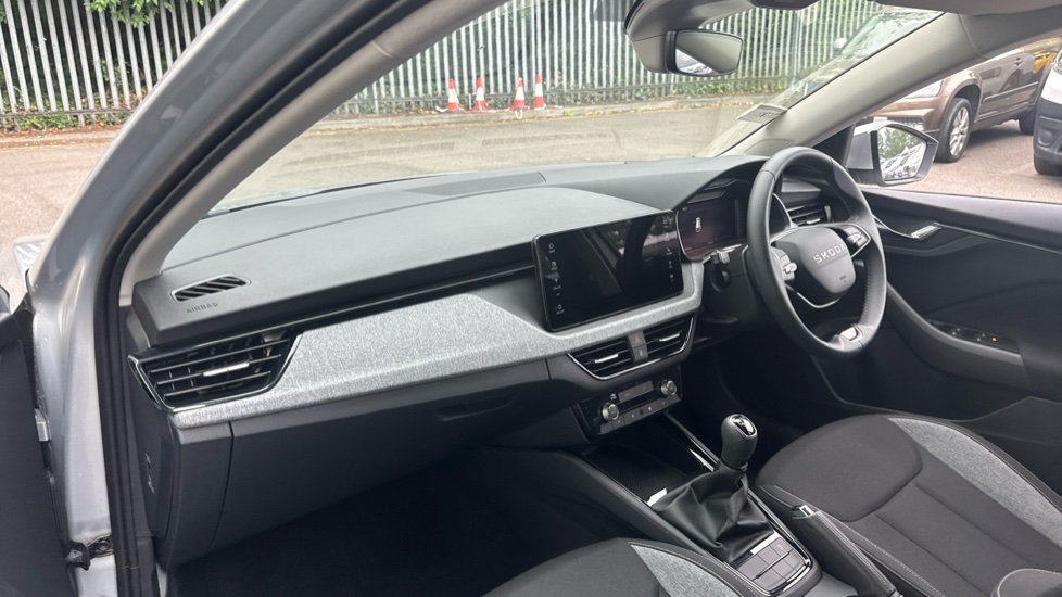 Skoda Scala 1.0 TSI 95 SE Edition 5dr Petrol Hatchback - Image 9