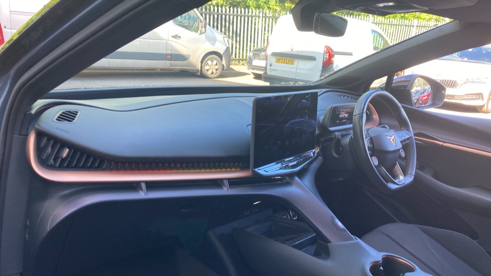 CUPRA Tavascan 210kW V1 77kWh 5dr Auto Electric Estate - Image 9