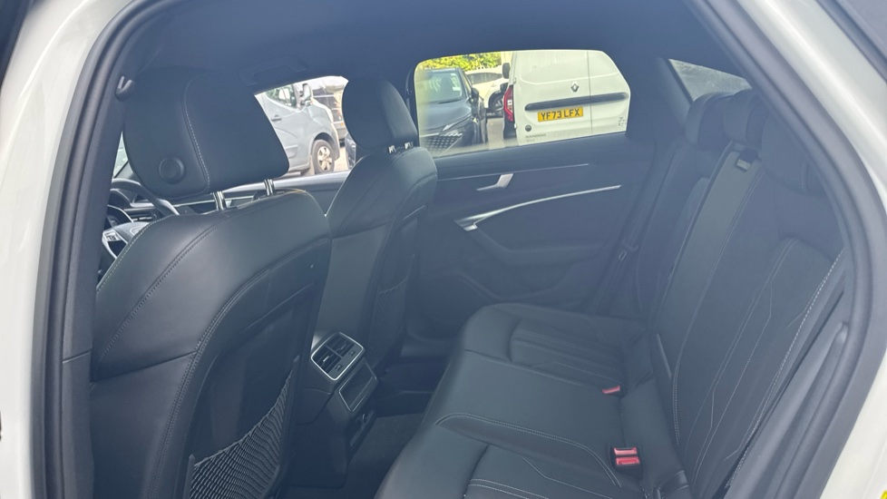 Audi A6 40 TDI Quattro Black Edition 4dr S Tronic Diesel Saloon - Image 16