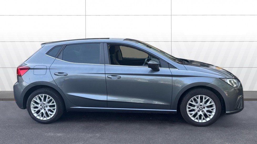 SEAT Ibiza 1.0 TSI 95 SE 5dr Petrol Hatchback - Image 5